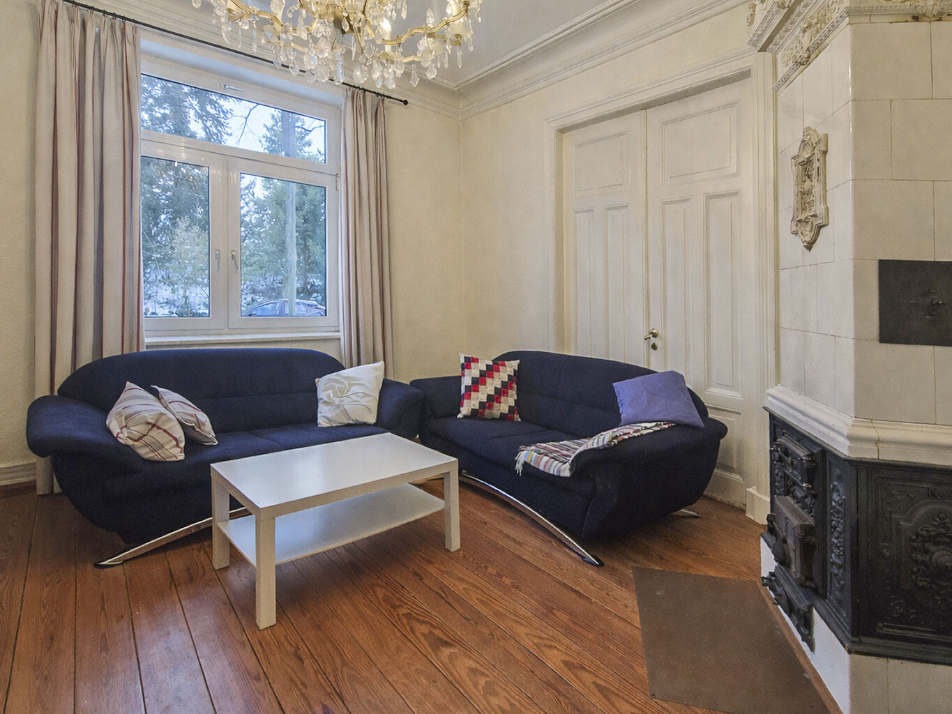 Wohnzimmer EG-Wohnung