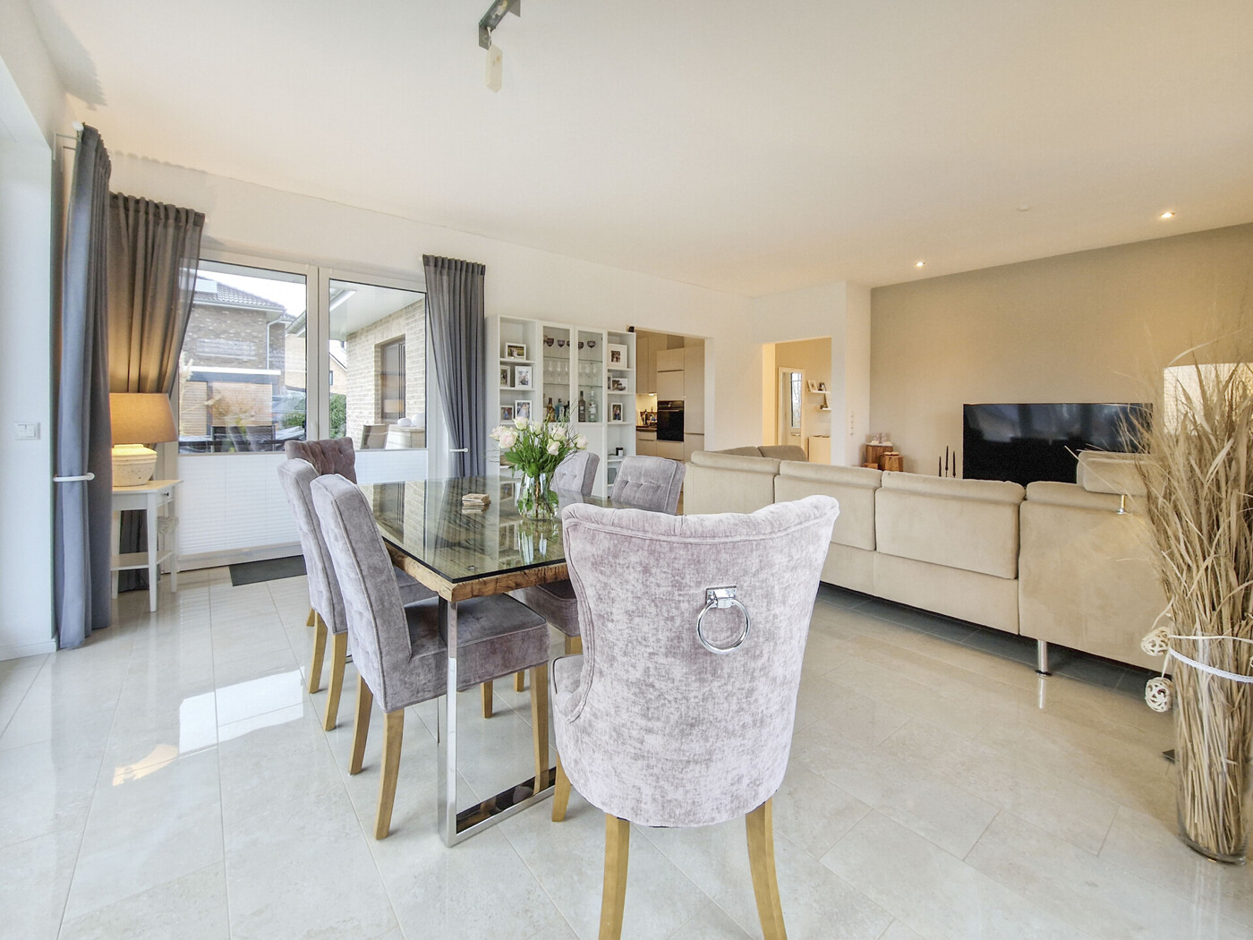 Wohn- und Essbereich