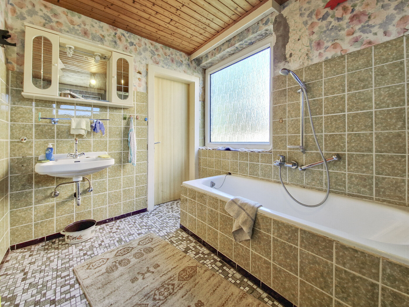 Badezimmer im Erdgeschoss