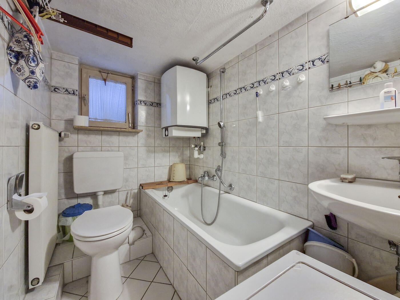 Badezimmer im Keller