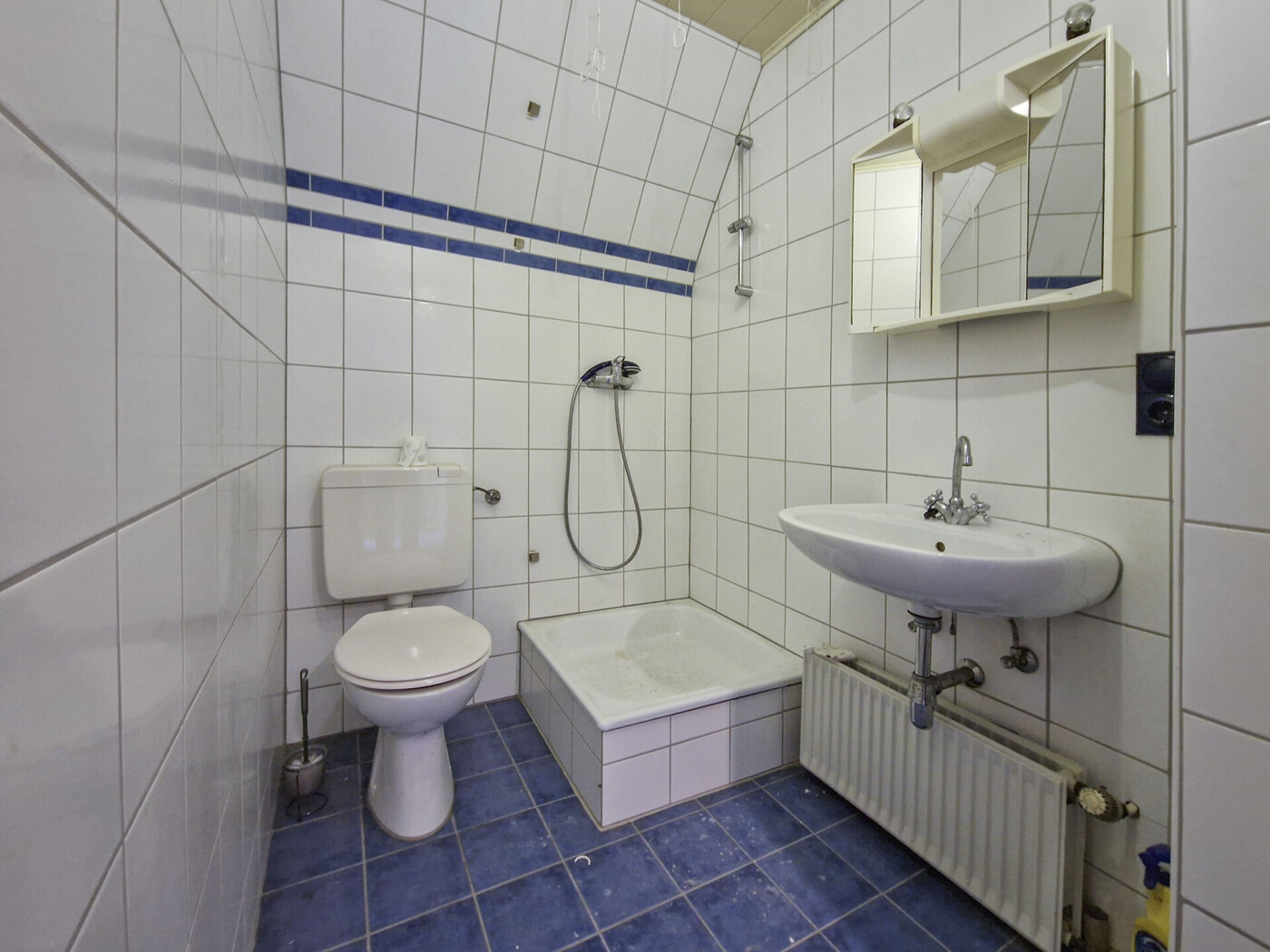 Badezimmer im Dachgeschoss