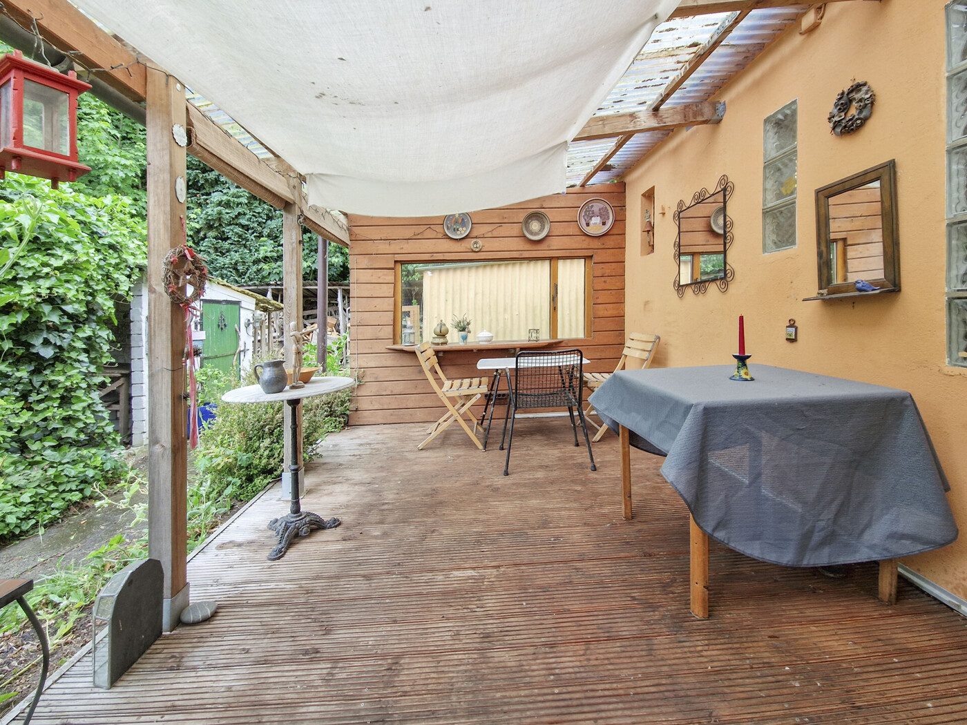Überdachte Terrasse