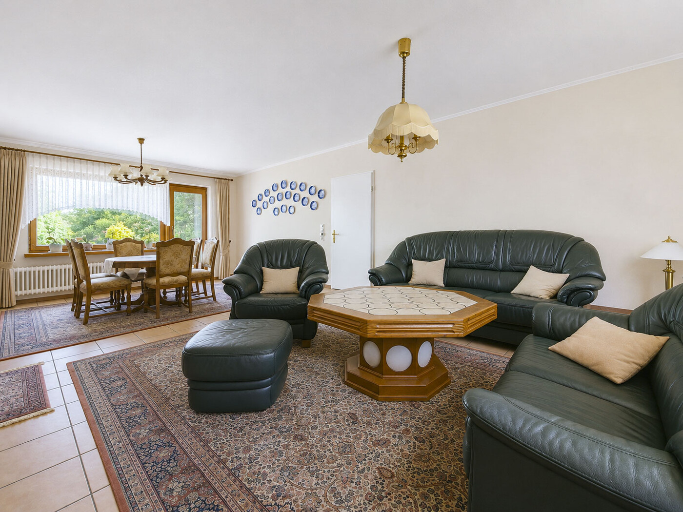 Wohnzimmer im Erdgeschoss