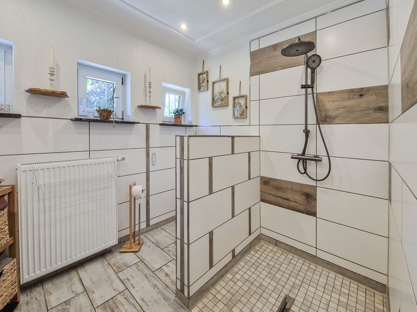 Badezimmer im Erdgeschoss