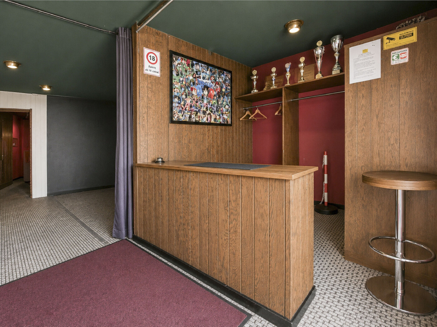 Schankwirtschaft - Garderobe