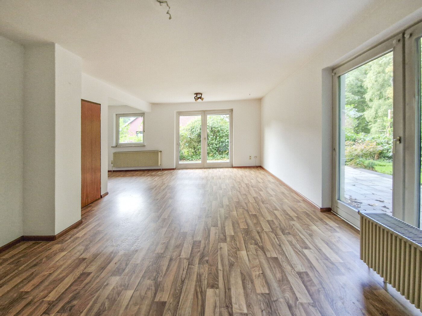 Wohnzimmer im EG