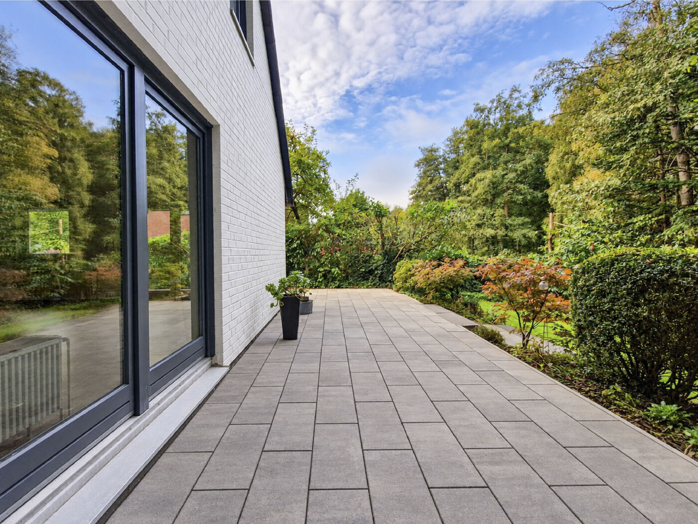 Westterrasse