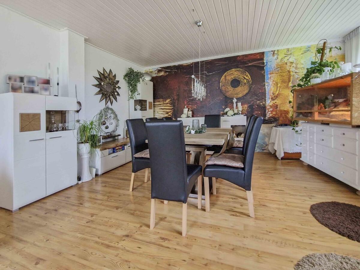 DG-Wohnung Wohnzimmer