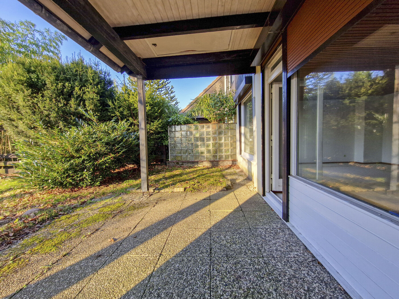 Überdachte Terrasse