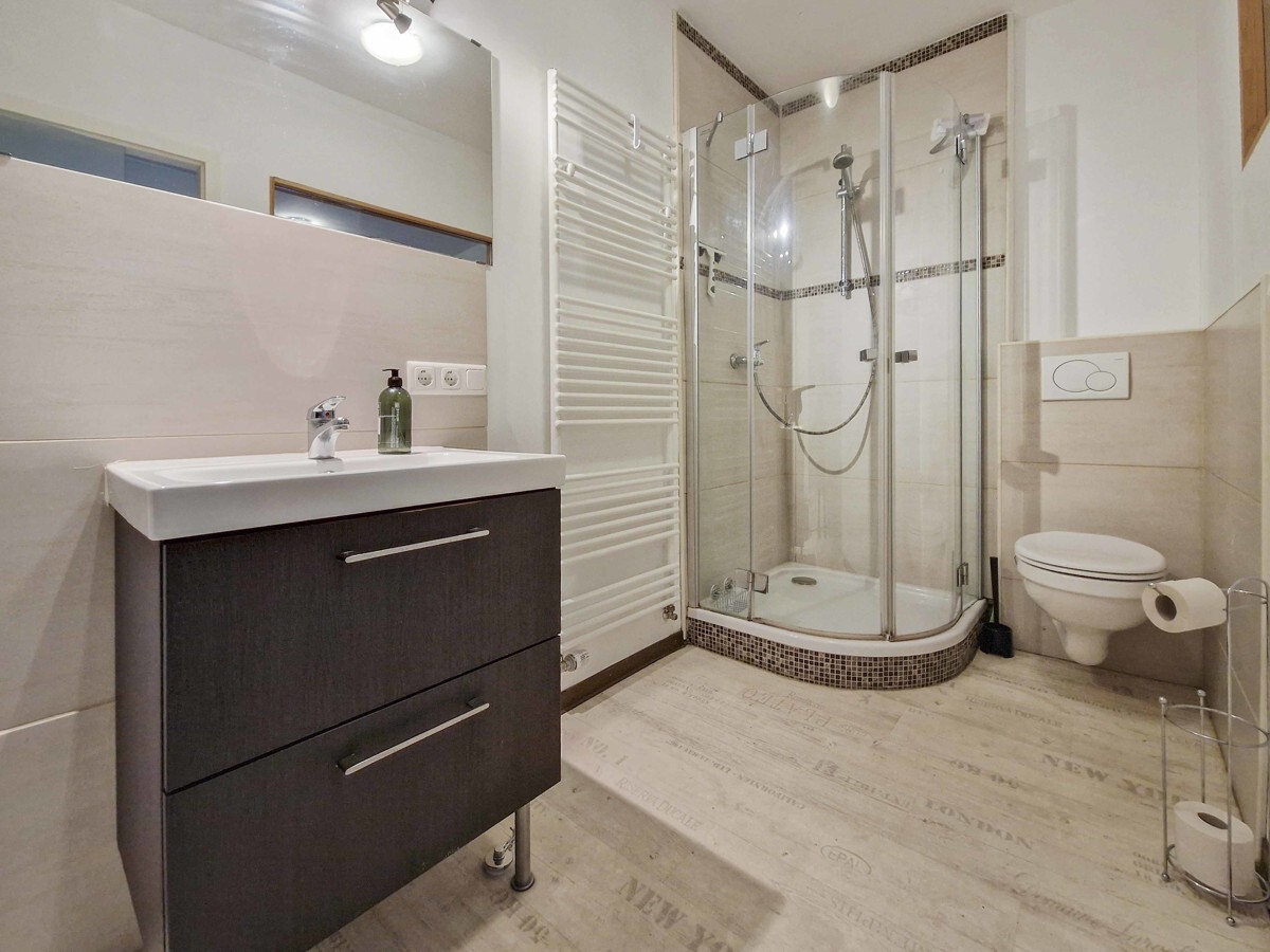 Wohnung 4 - Badezimmer