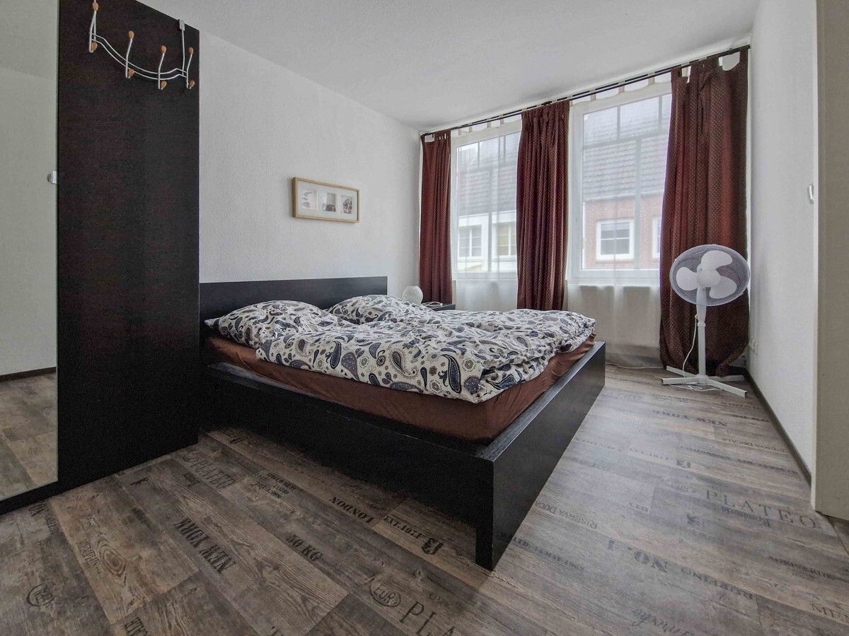 Wohnung 2 - Schlafzimmer