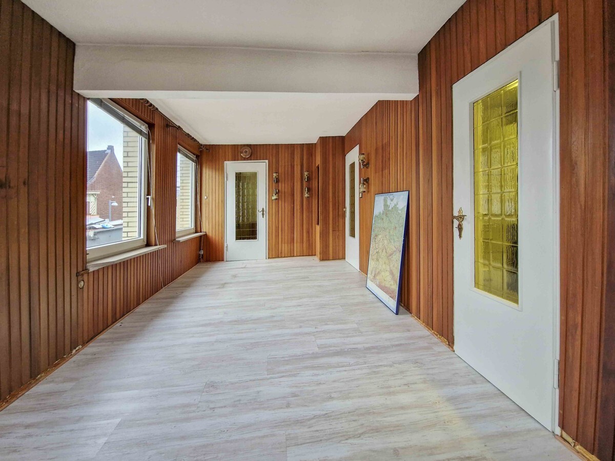 individuell nutzbares Zimmer im OG