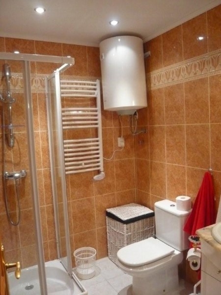 Badezimmer-1 Badezimmer-1