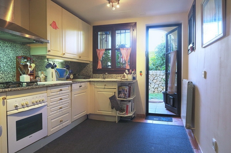 KITCHEN_01 KITCHEN_01