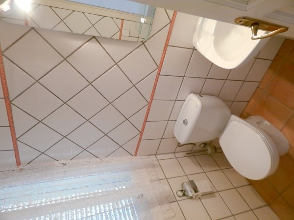 6 Gäste WC