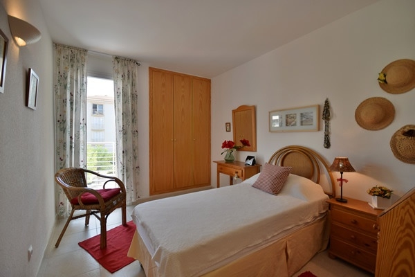 10 Second bedroom with balcony 10 Second bedroom with balcony