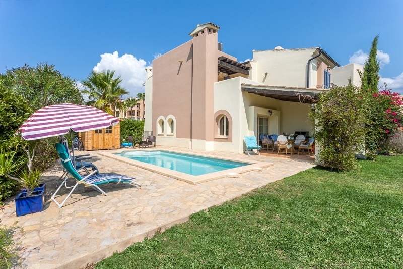 Villa mit Pool kaufen Villa mit Pool kaufen