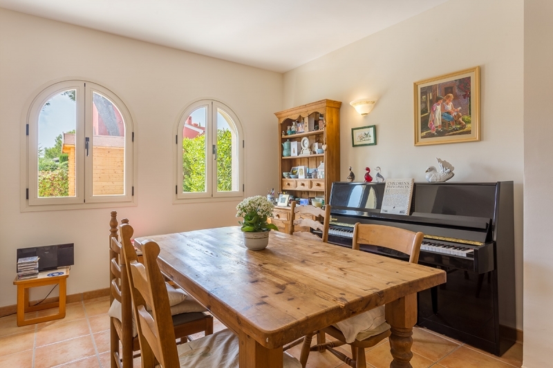 Villa mit Privatpool kaufen Villa mit Privatpool kaufen