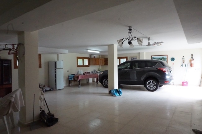 Garage Garage