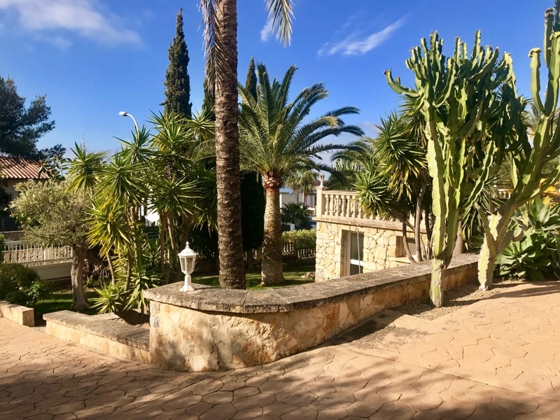 Zu vermieten Villa Zu vermieten Villa