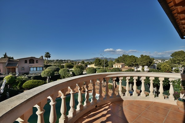 Villa mit pool Villa mit pool