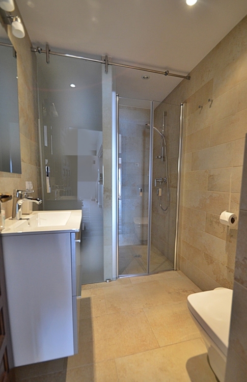 Bathroom Bathroom