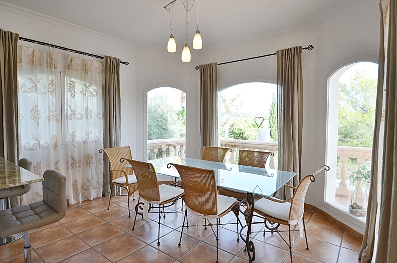 Villa voll möbliert Villa voll möbliert