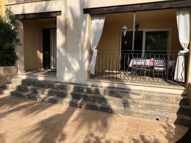 Wohnung mit Terrasse Wohnung mit Terrasse