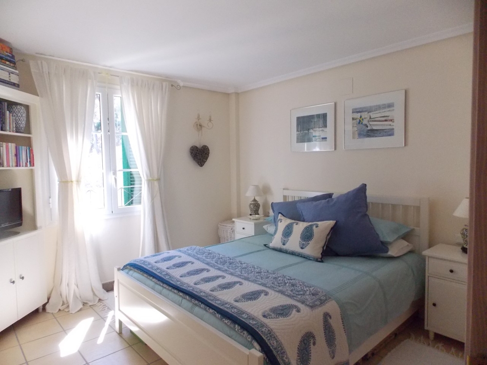 2. Schlafzimmer 2. Schlafzimmer