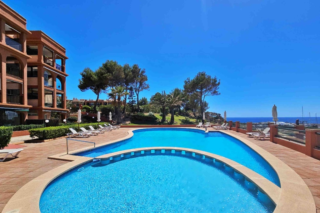 For sale sea view apartment For sale sea view apartment