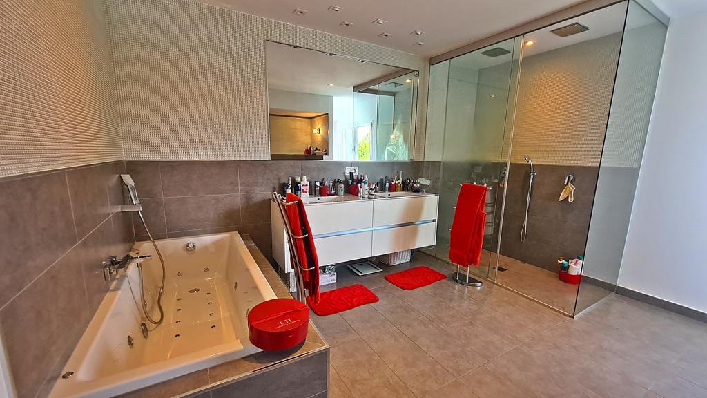 kaufen Villa Port Adriano