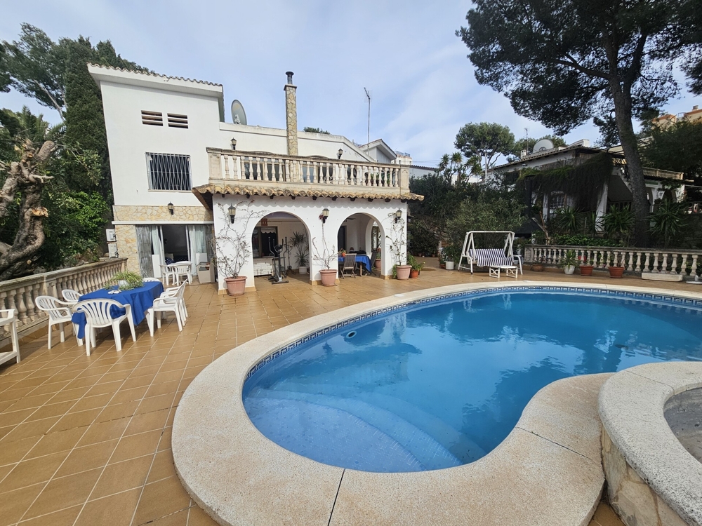 Villa Renovierungsobjekt