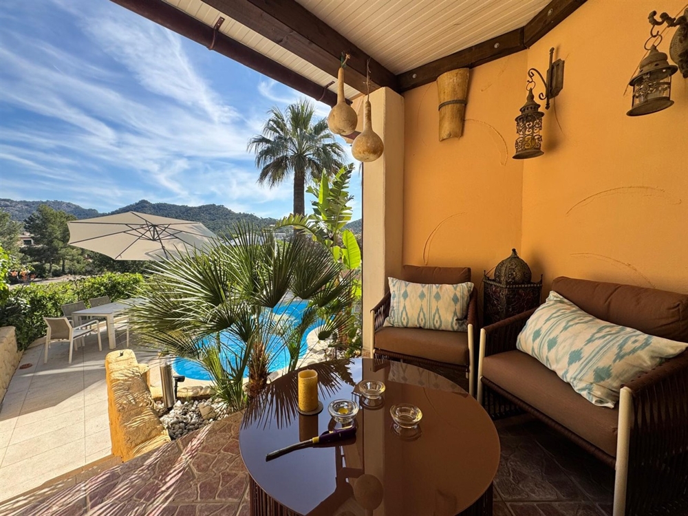 kleine Terrasse unten