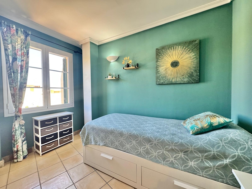 3. SZ oben - 3.bedroom