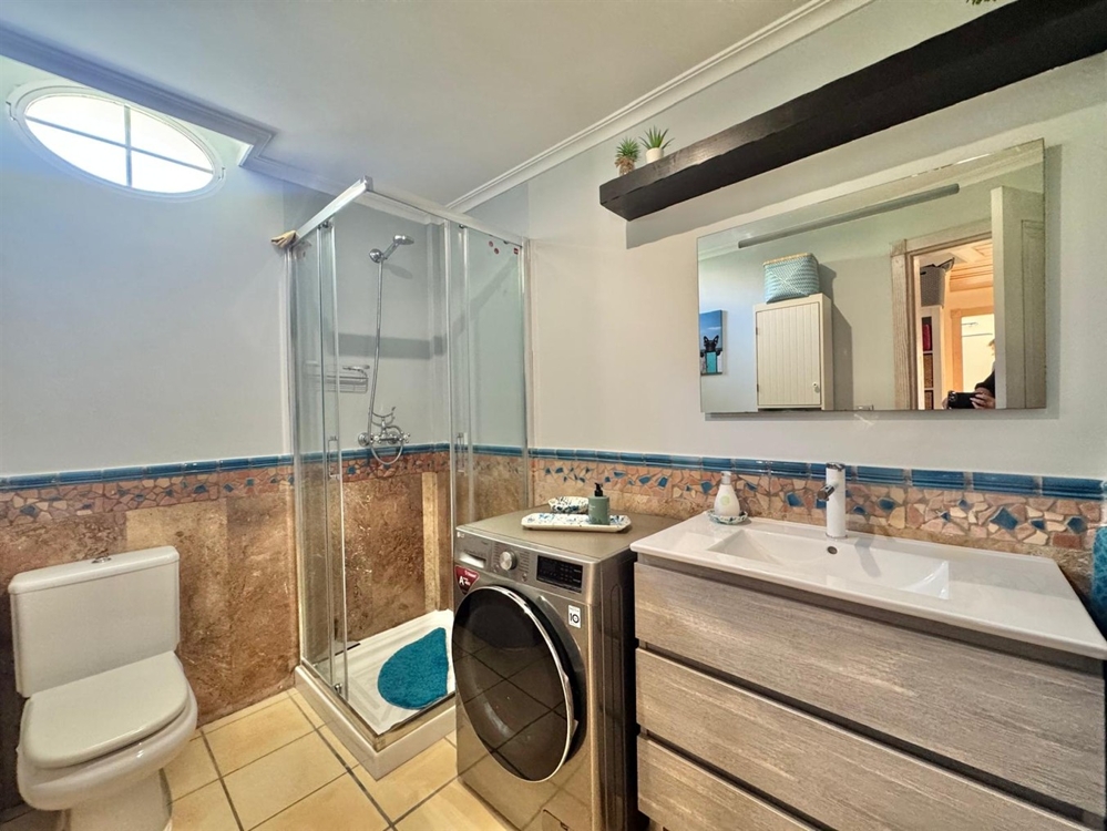 2. Bad oben - 2. bath