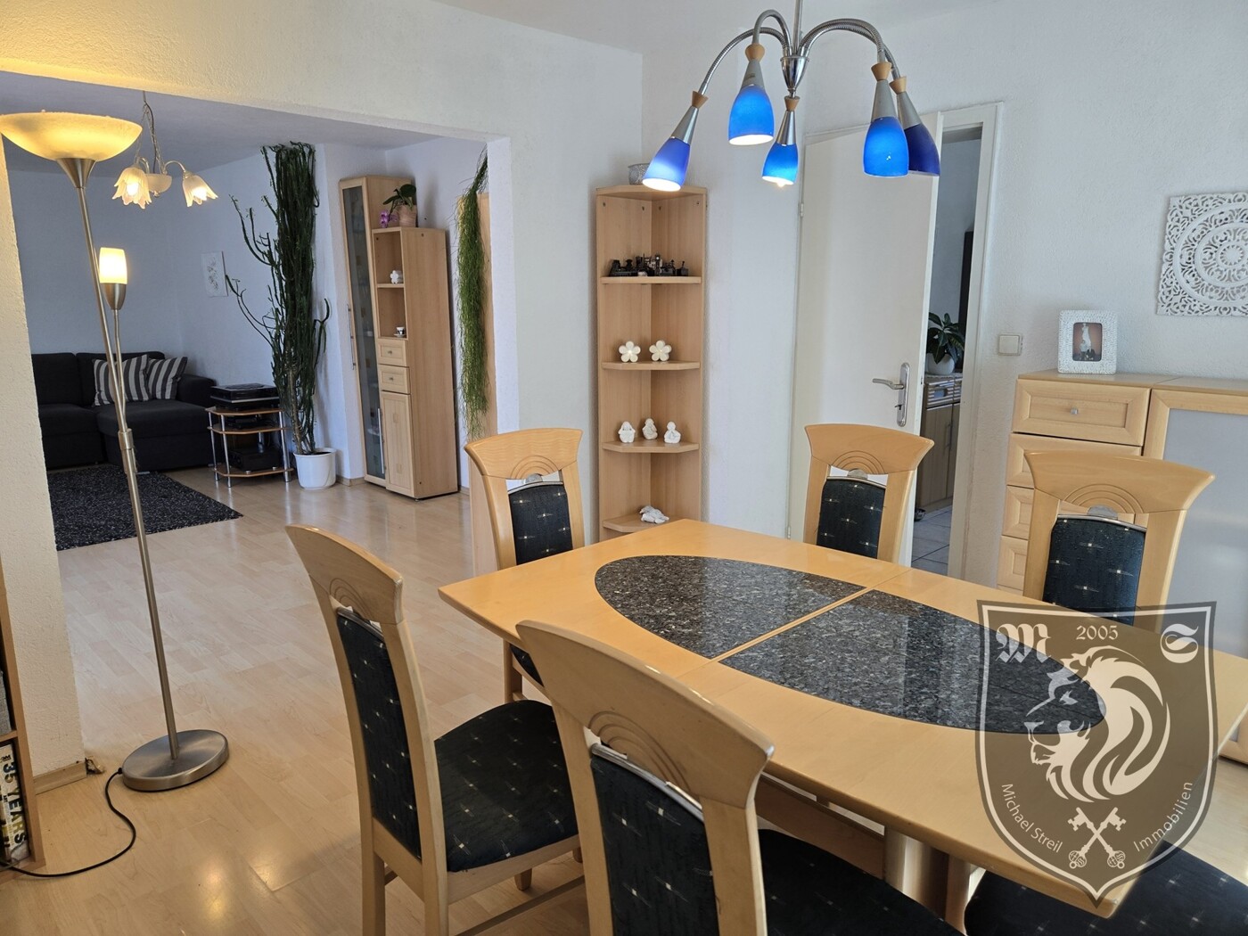 Esszimmer, Ansicht 2