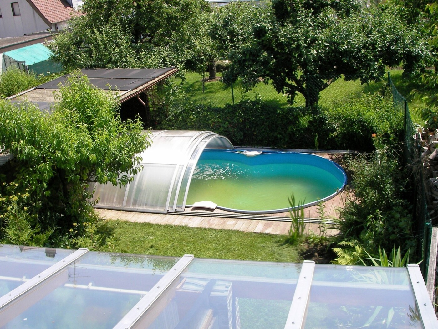 Pool im Garten
