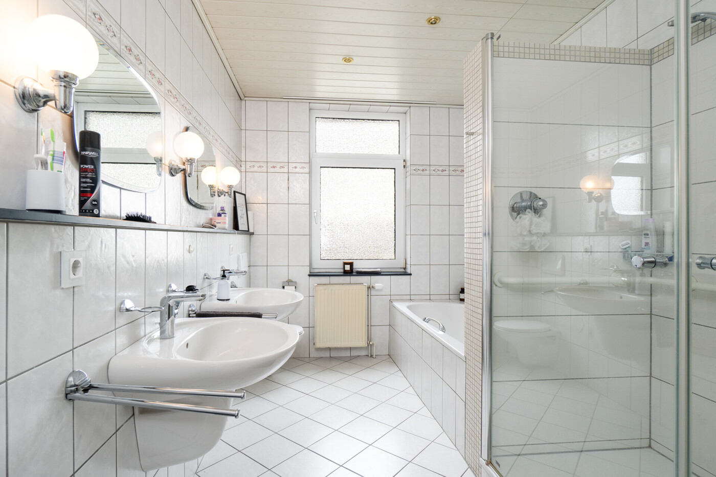 Badezimmer Erdgeschoss