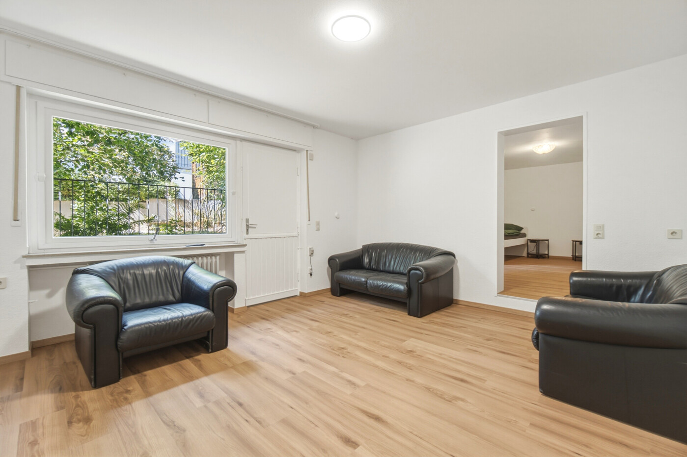 Souterrain Wohnung