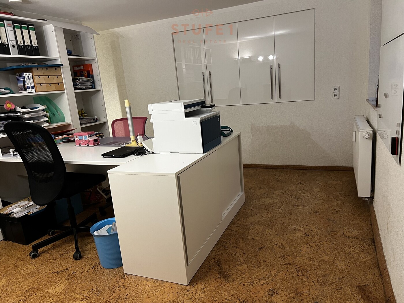 Keller Büro