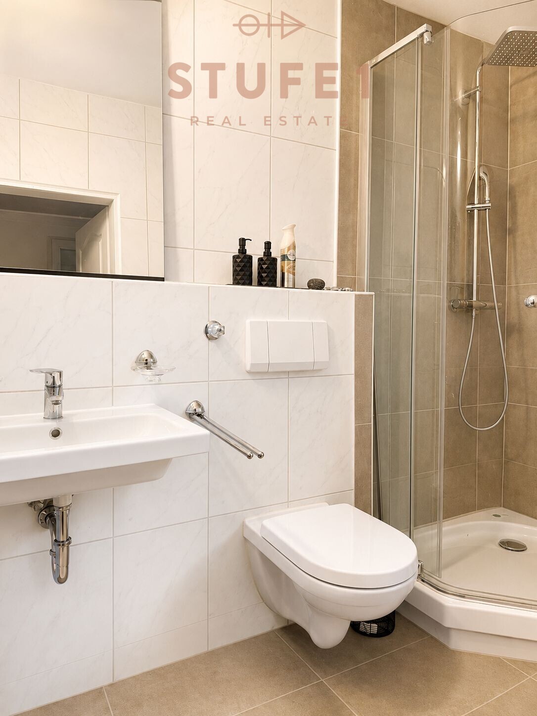 Gäste WC mit Dusche