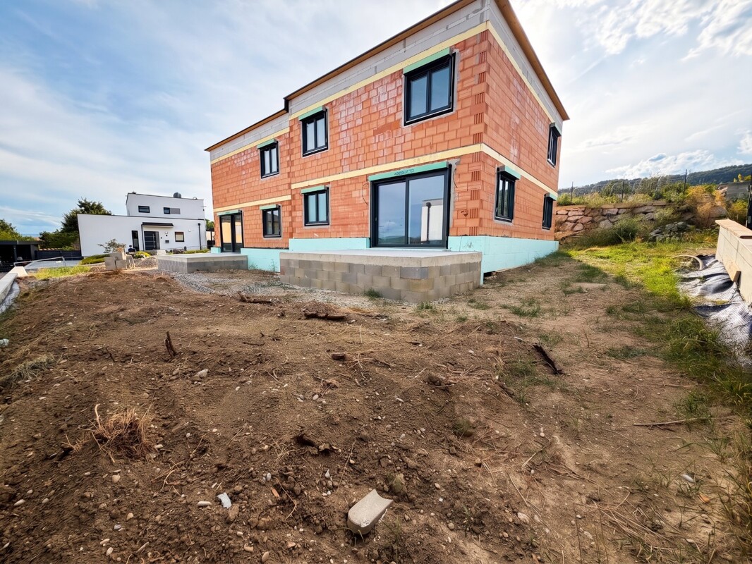 Noch ein Haus verfügbar - Ruhige Wohnsiedlung – Energieeffiziente Neubau-Doppelhaushälfte