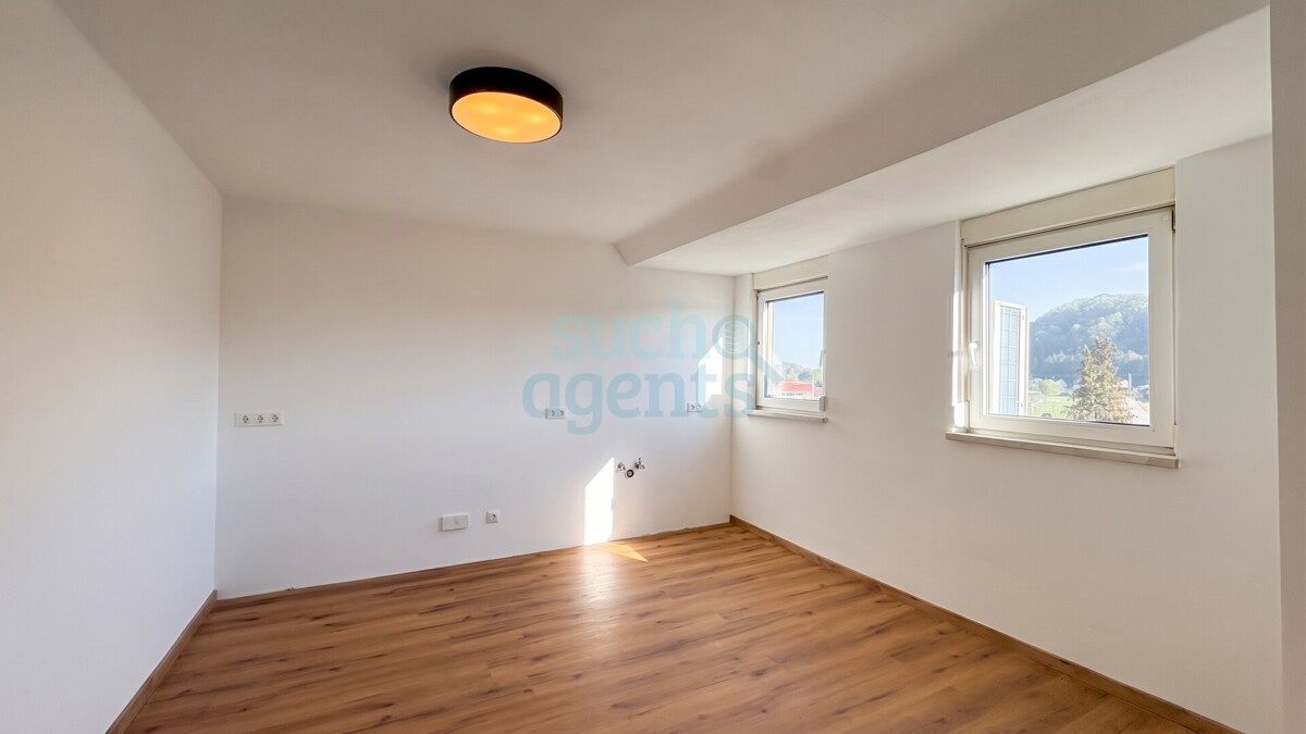 Erstbezug nach Sanierung! Klimatisierte 3 Zimmer Wohnung nähe Haid-Center
