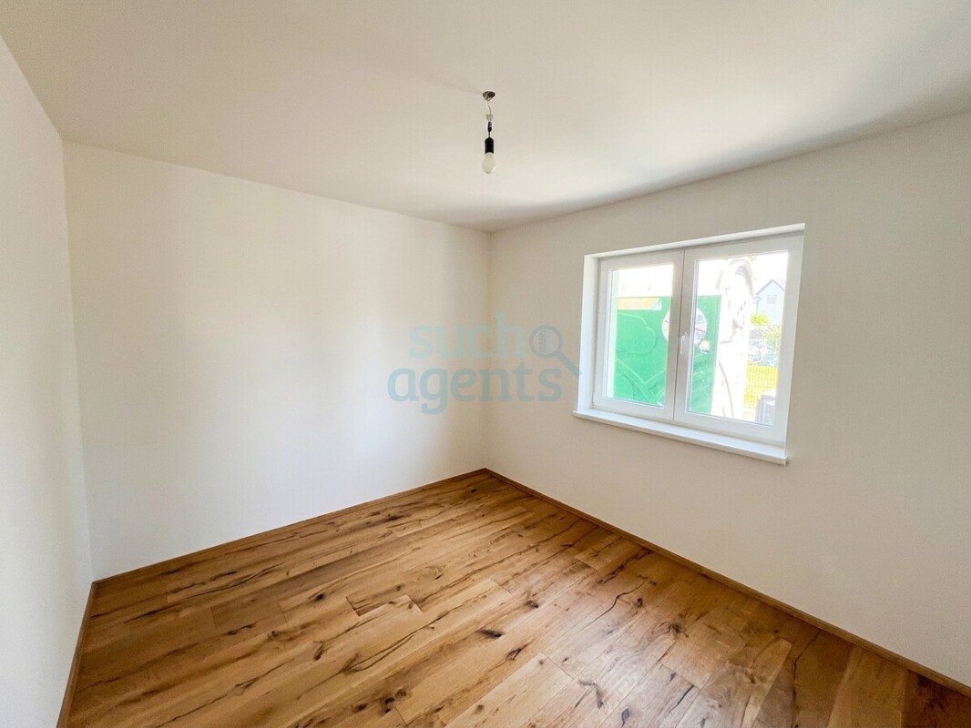 Büro/Kinderzimmer