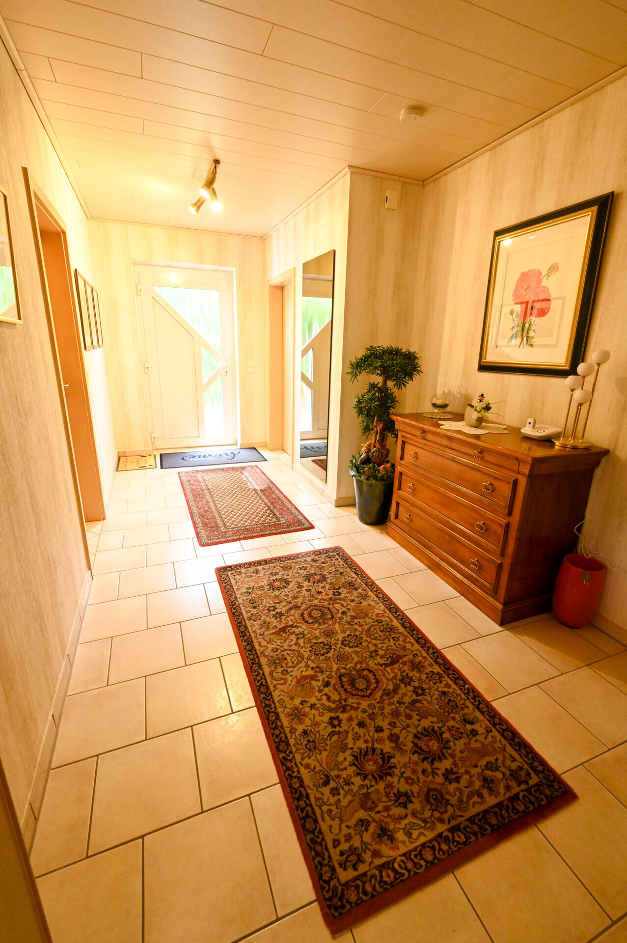 Eingangsdiele mit Garderobe