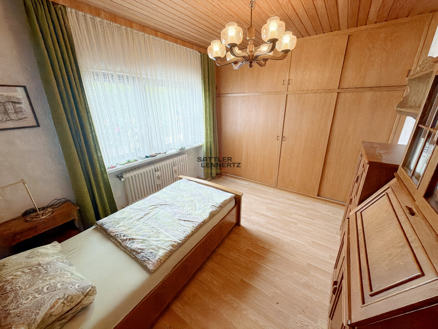 Büro / Gast / Kind