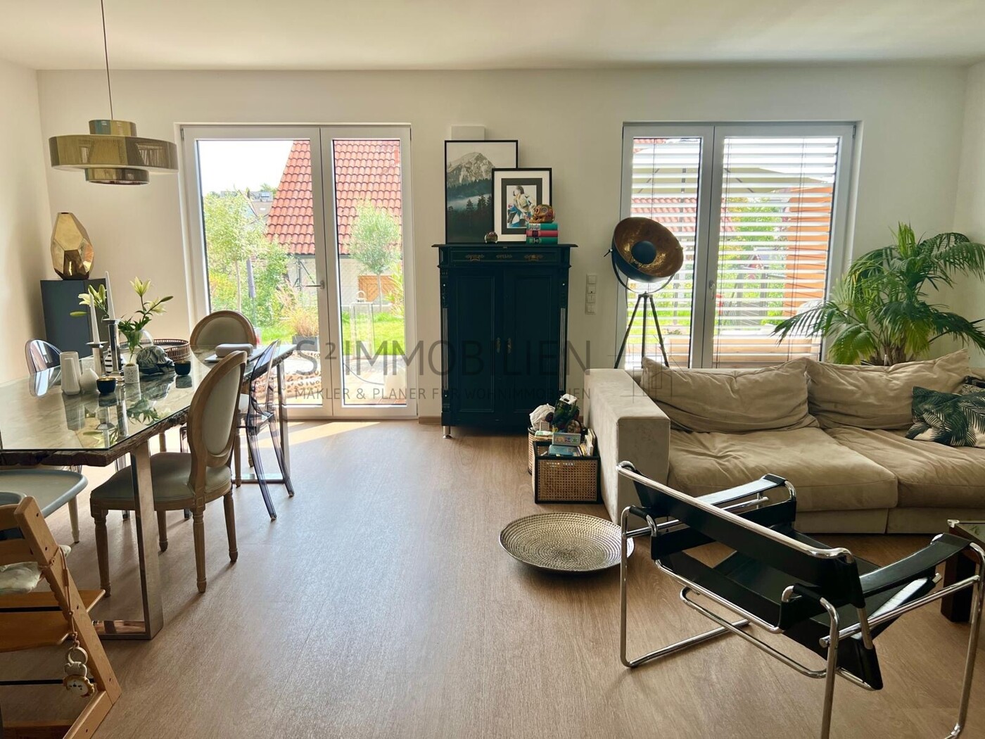 Wohn- und Essbereich.