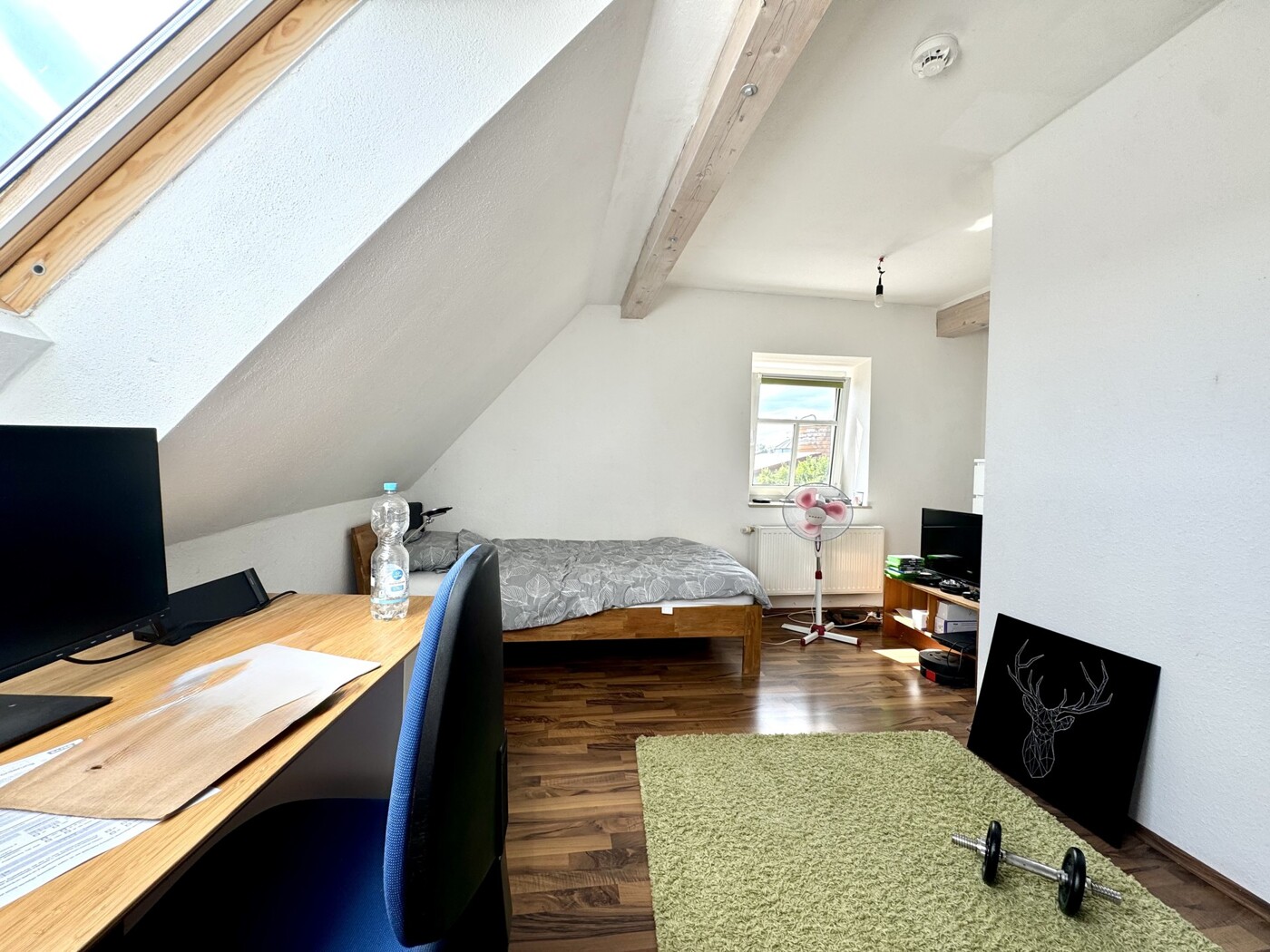 Schlafzimmer DG