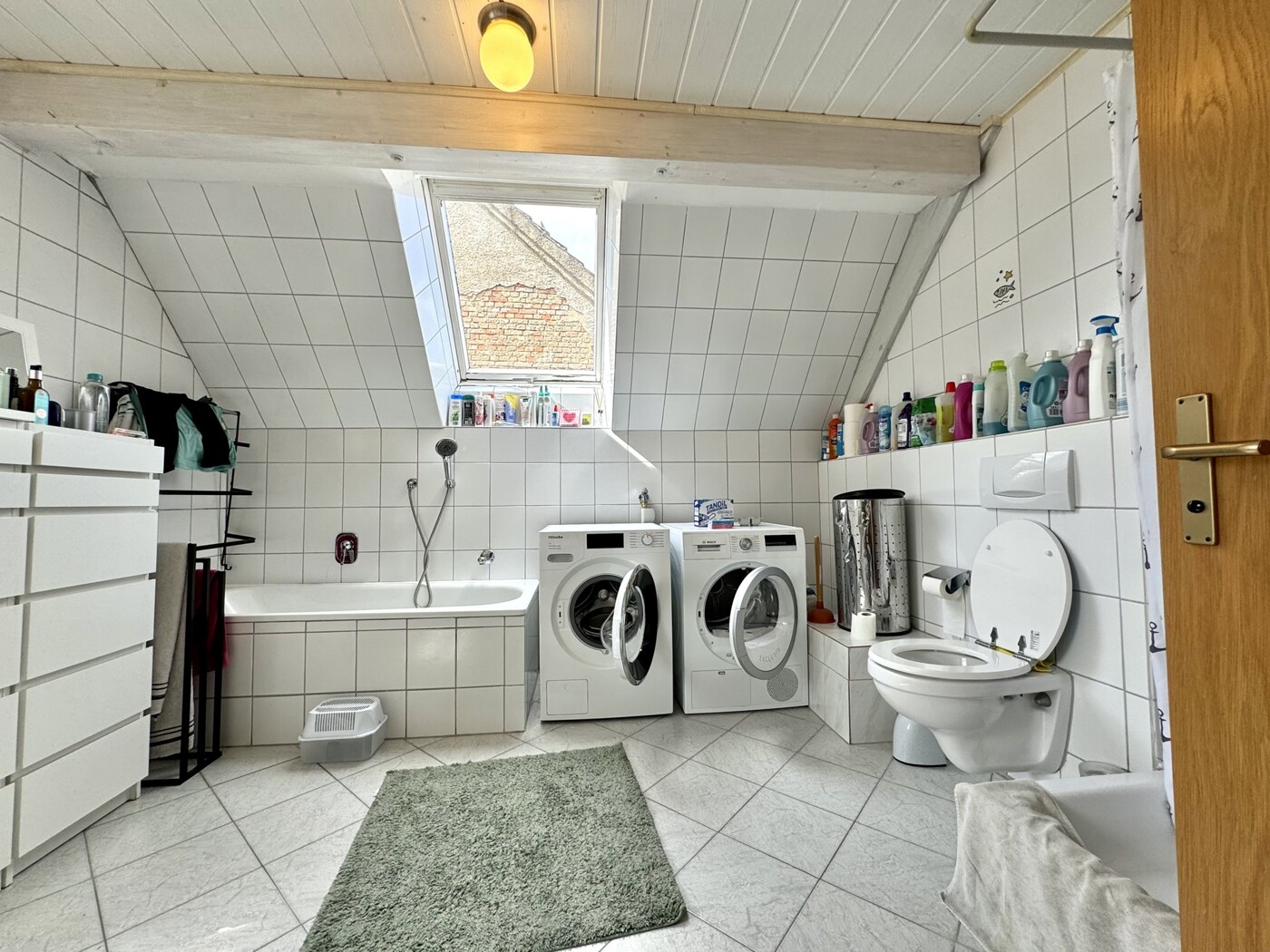 Badezimmer DG