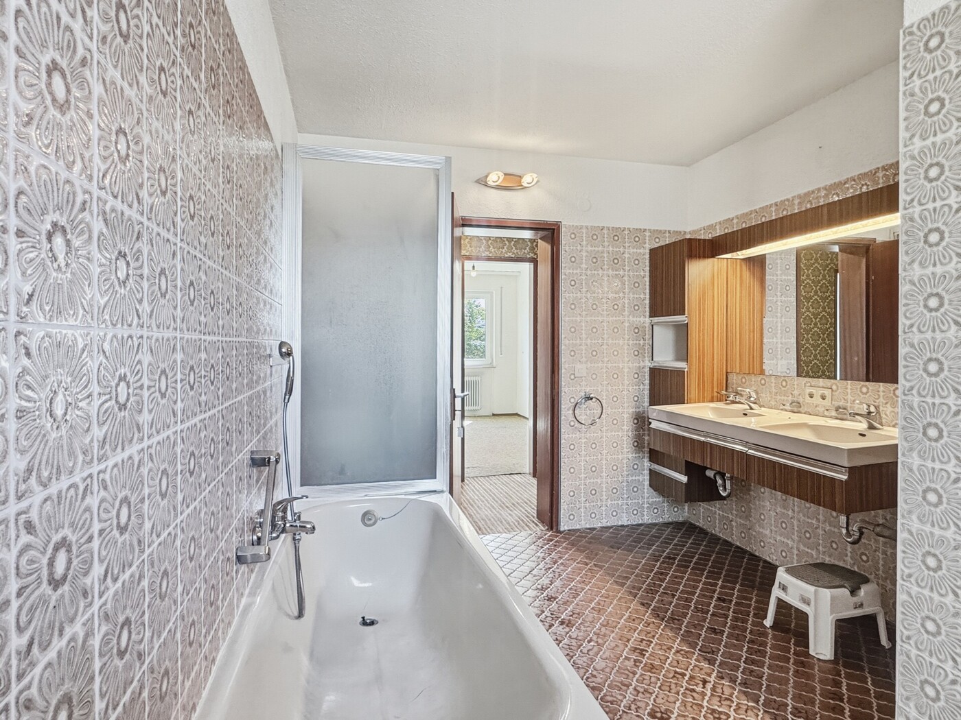 Badezimmer EG